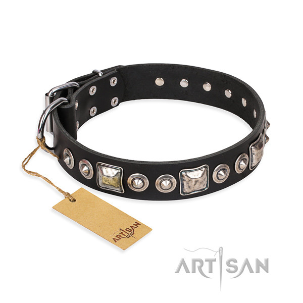Full grain genuine leather dog collar made of reliable material with reliable D-ring