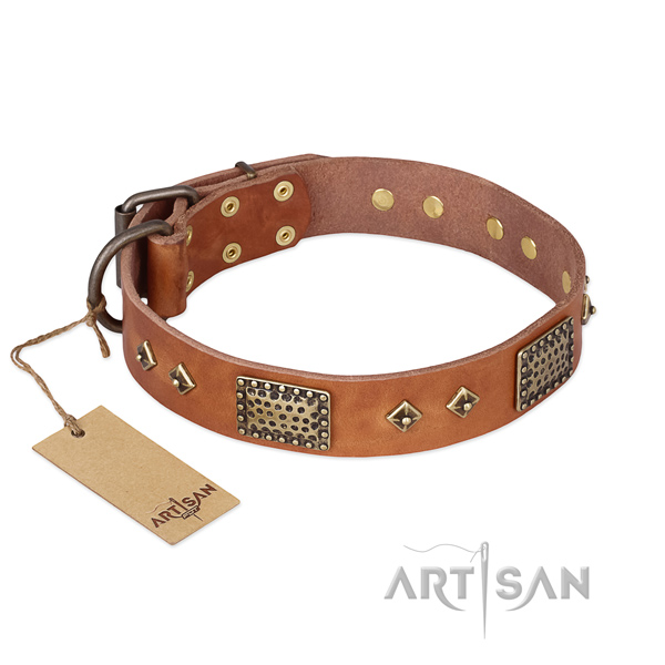 Inimitable full grain genuine leather dog collar for comfortable wearing