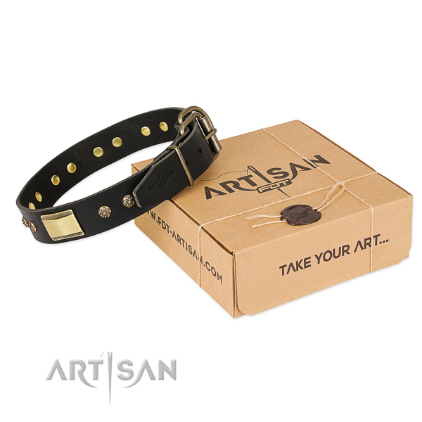 Stylish design full grain natural leather collar for your handsome four-legged friend